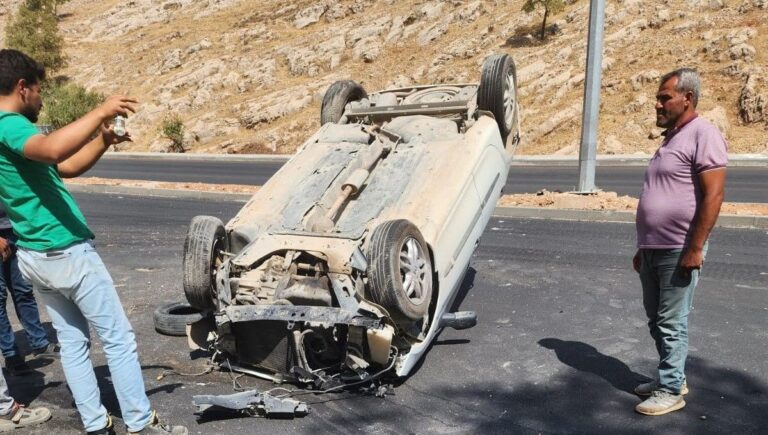 adiyamanda otomobil takla atti QQxGR5j7