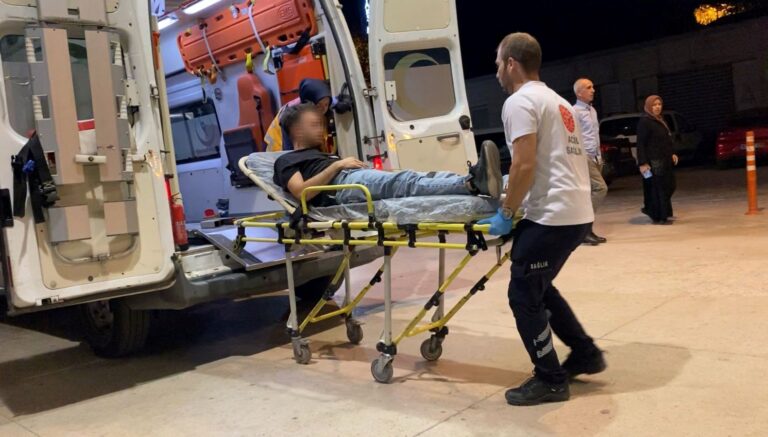 babaannesinin emekli maasini ceken torundan gasp oyunu ARjAELht