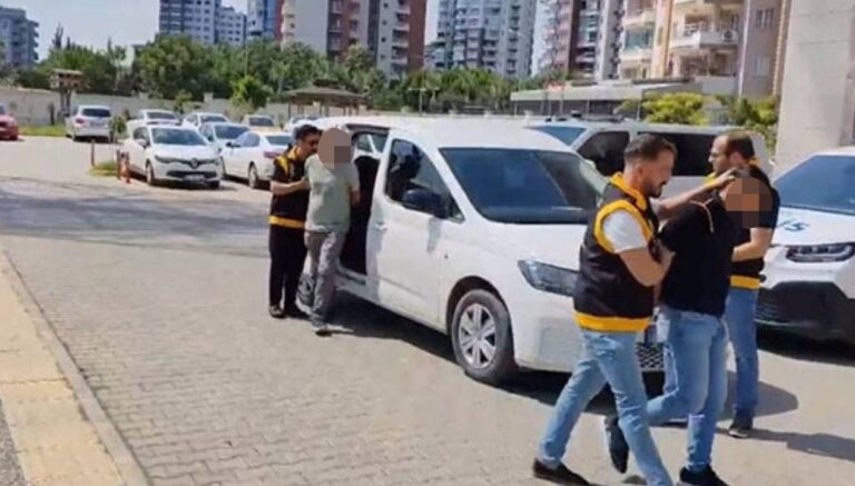 copleri asagi atmayin dedi dayak yedi vS16h8ys