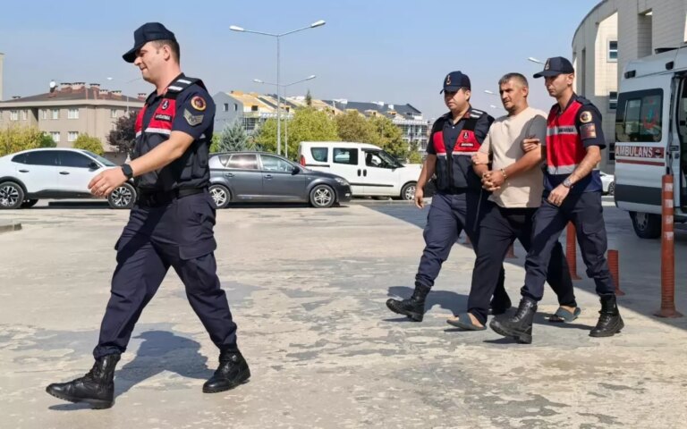 hapis cezali naim d ickili ortamda yakalandi jy8fyMjV