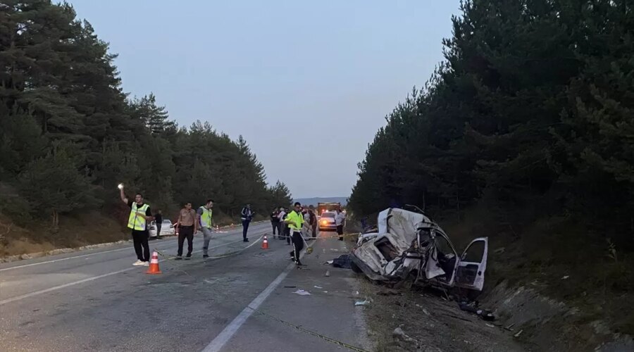 kastamonuda trafik kazasi 2 olu 5 yarali nPBGE9FB