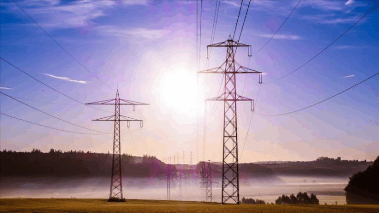 spot piyasada elektrik fiyatlari yeFIpnq2