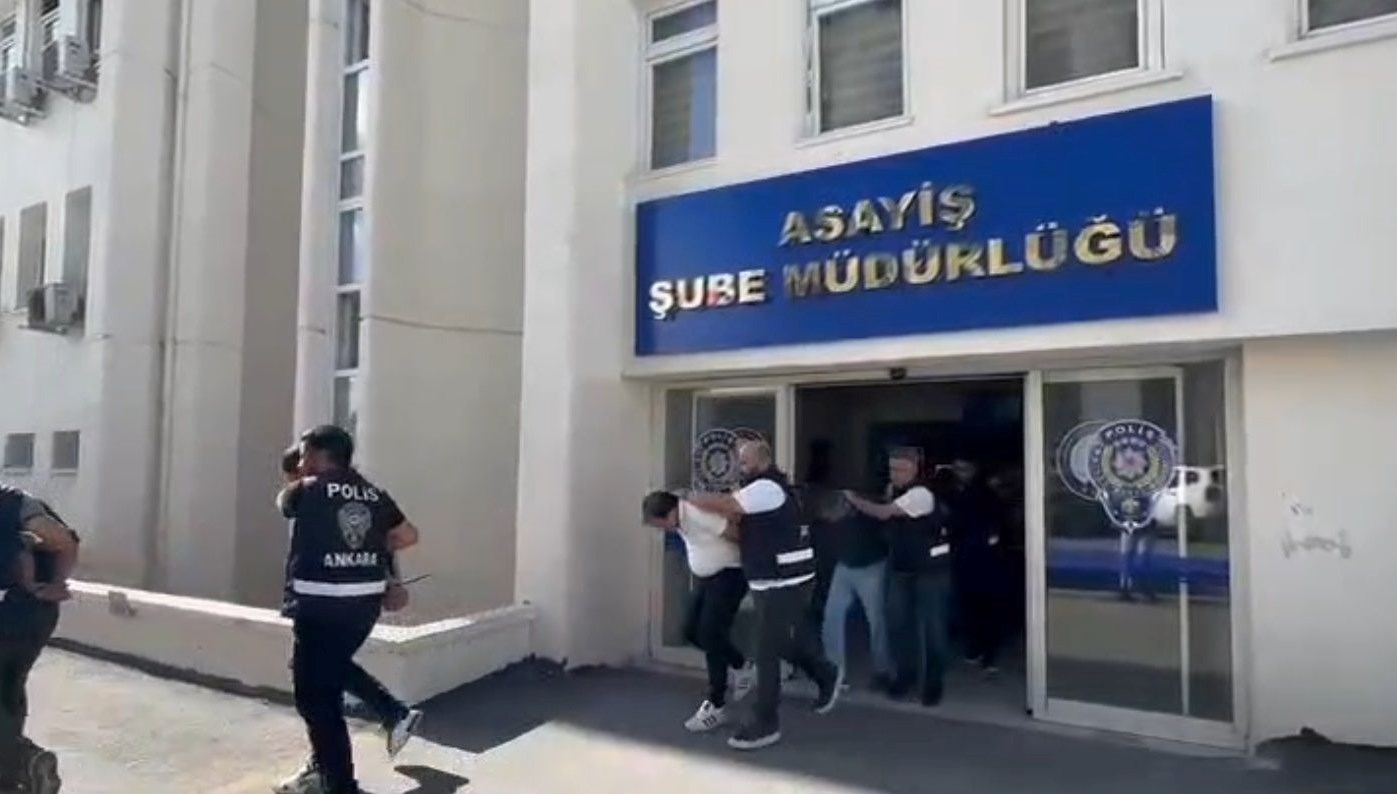 telefonda 175 milyon liralik vurgun rastgele numara arayip tuzaga dusurduler 2Y6vzpNc