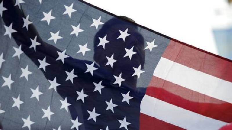 abd ticaret odasi 100 bin dolarlik yeni h 1b vize ucretine itiraz icin mahkemeye basvurdu C5Ih7usG.jpg