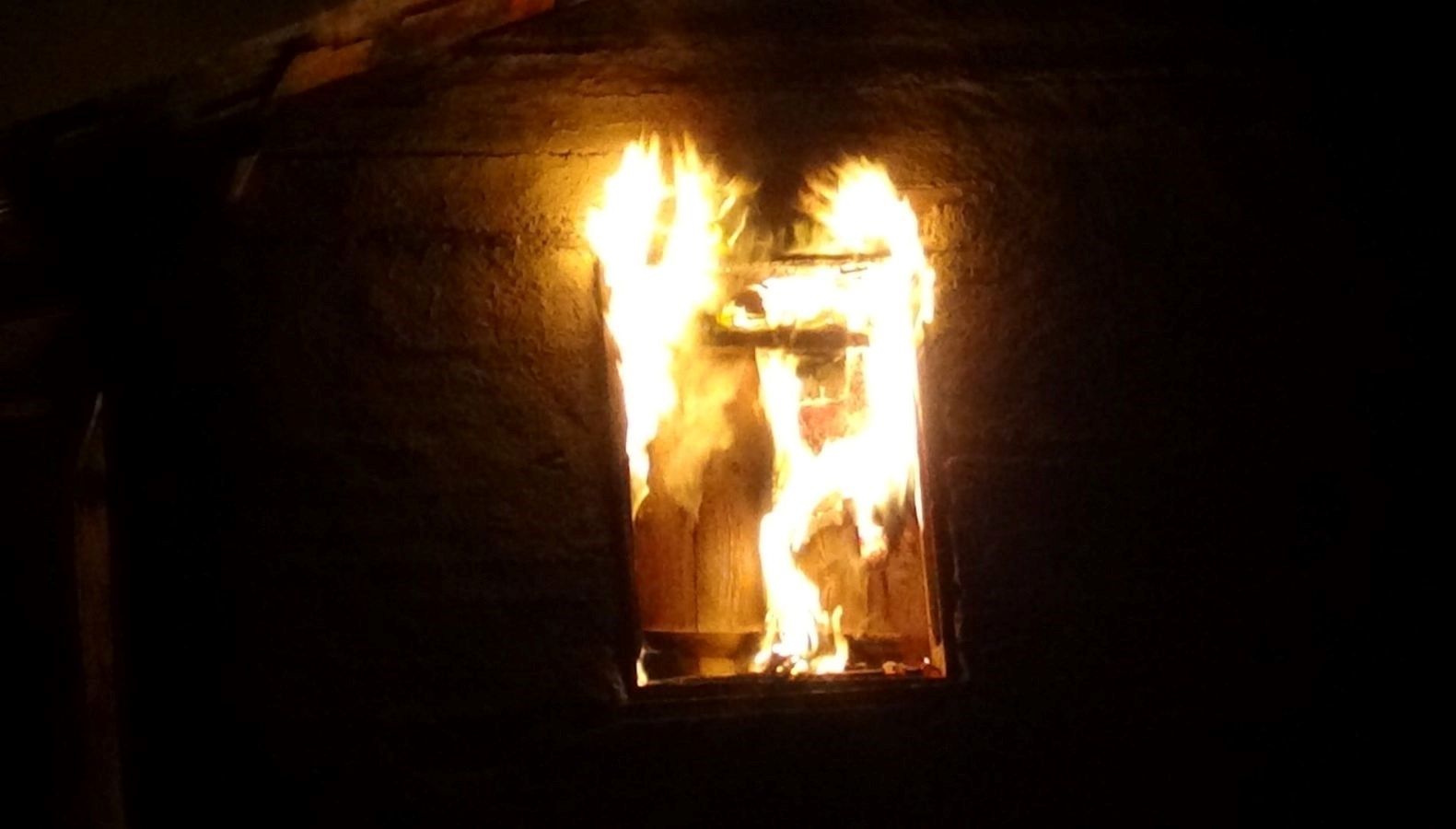 boluda samanlik alev alev yandi wCsals9W