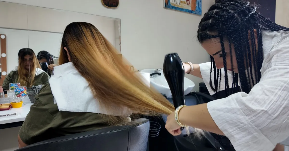 kocaelide en ozel kuaforler yeteneklerini anneleriyle paylasti AmAE2htJ