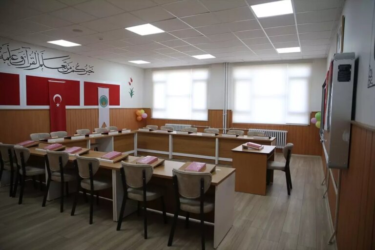 nigdede yeni tilavet siniflari acildi fGAMcM5E