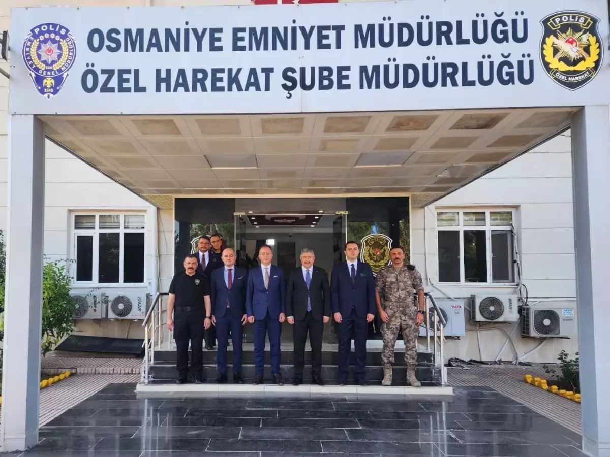 osmaniyeden ozel harekat polislerine suriye ugurlamasi QjZ8HLMQ.jpg