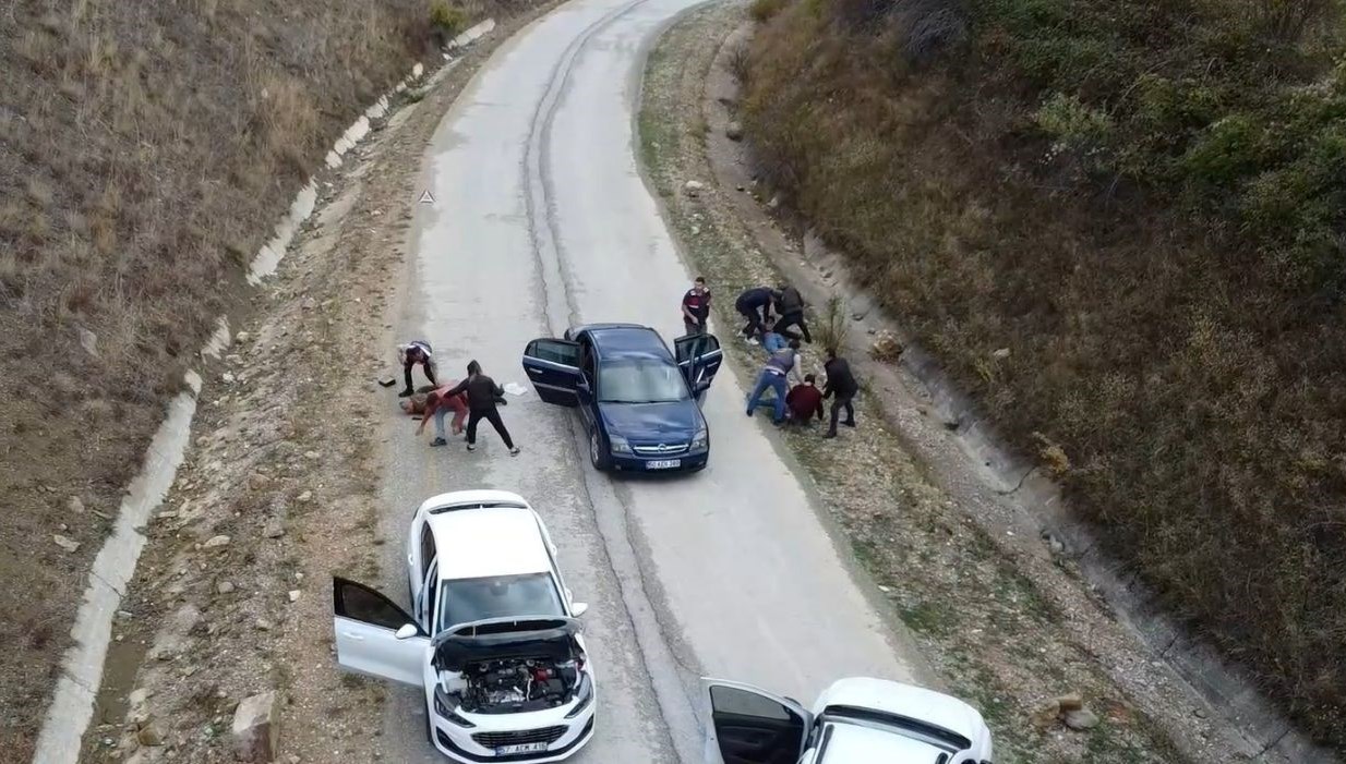 sinopta film sahnelerini aratmayan operasyon CFJlWx9d.jpg